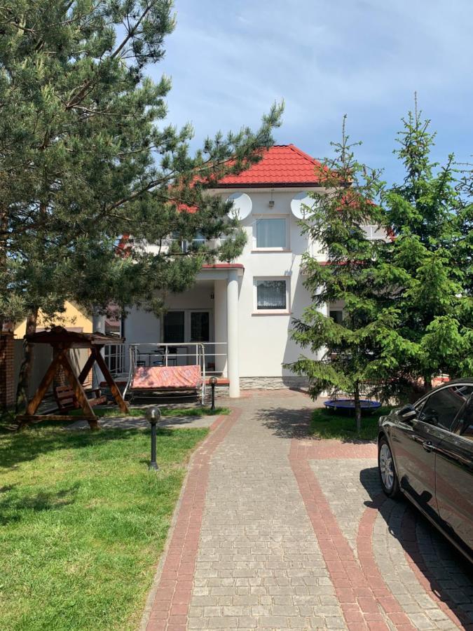 Комфортабельный Коттедж Acomodação com café da manhã Svityaz' Exterior foto